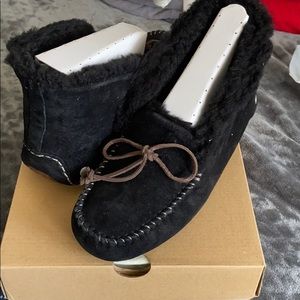 Ugg slippers